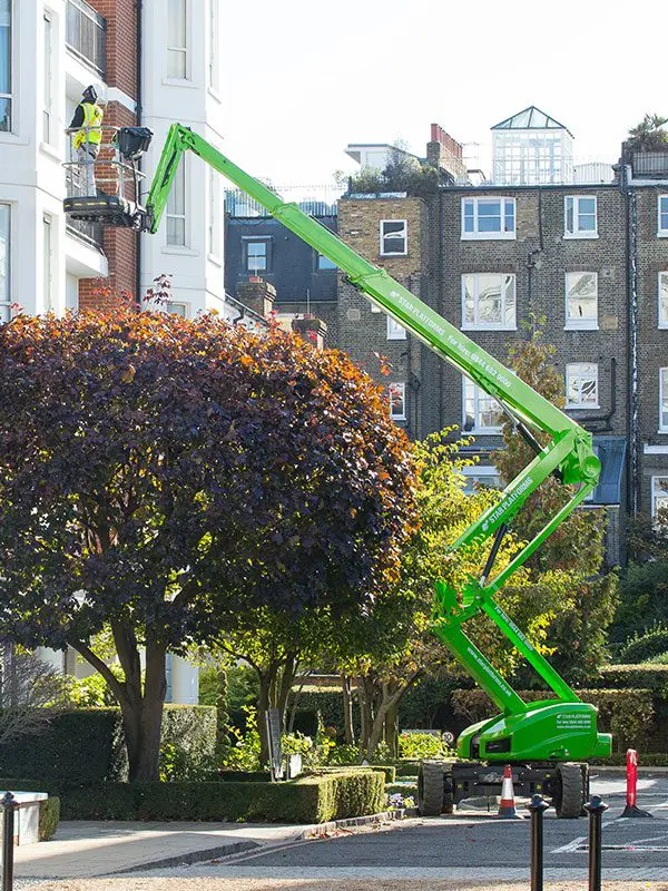 Niftylift HR28 Rough Terrain Articulating Boom Lift - Hybrid - Image 2