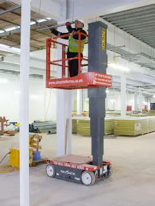 Skyjack-SJ16-mast-lift-AC-2-600×800