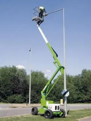 Niftylift HR12 4×4 Bi-energy Articulating Boom Lift (Rough Terrain)