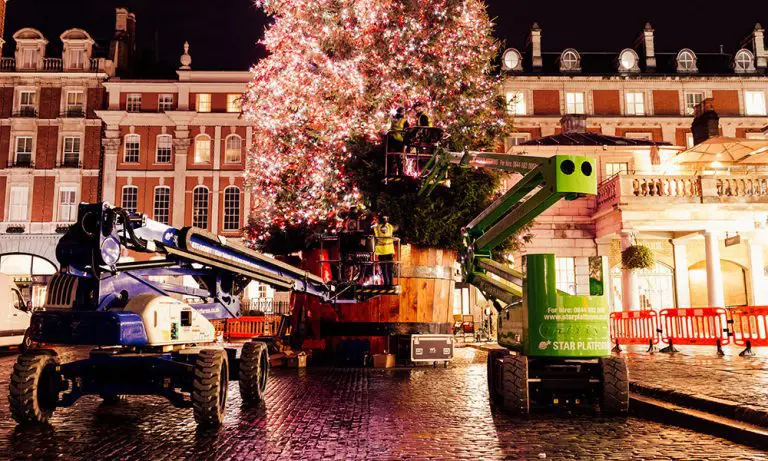 Star Platforms Help Bring Christmas to Covent Garden