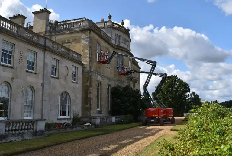 Star Platforms Provides Two Skyjack SJ46AJ Articulated Boom Lifts to Tyringham Hall in Buckinghamshire
