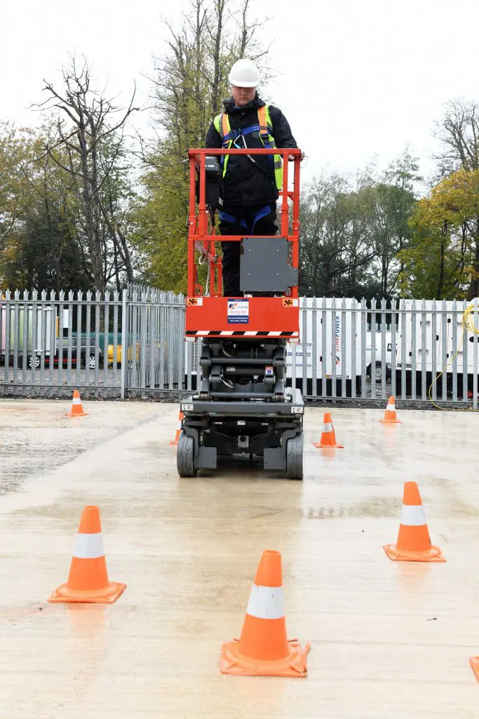 a trainee operating a mewp during IPAF training