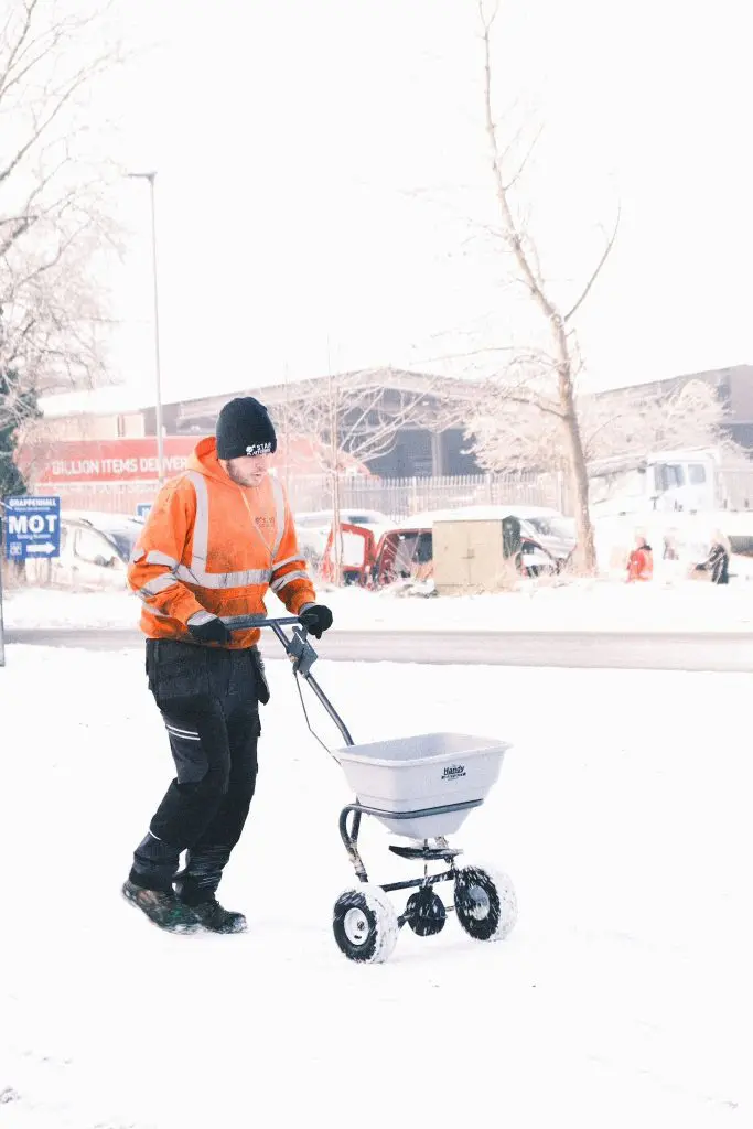an image of a Star Platforms member of staff preparing the worksite for the winter