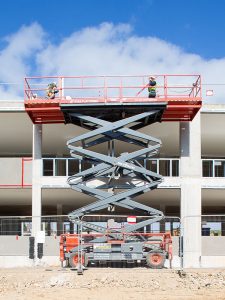 Skyjack-9250RT-scissor-lift-CD-600×800